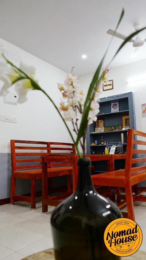 Nomad House Hostel Pondicherry Bagian luar foto